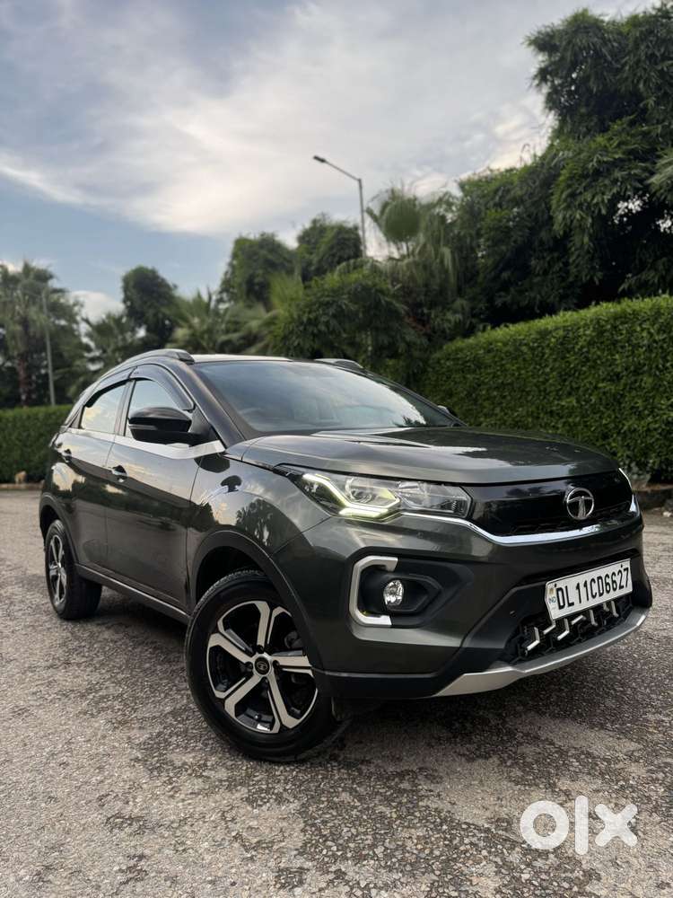 Tata Nexon 1.2 Revotron Xza Plus, 2023, Petrol
