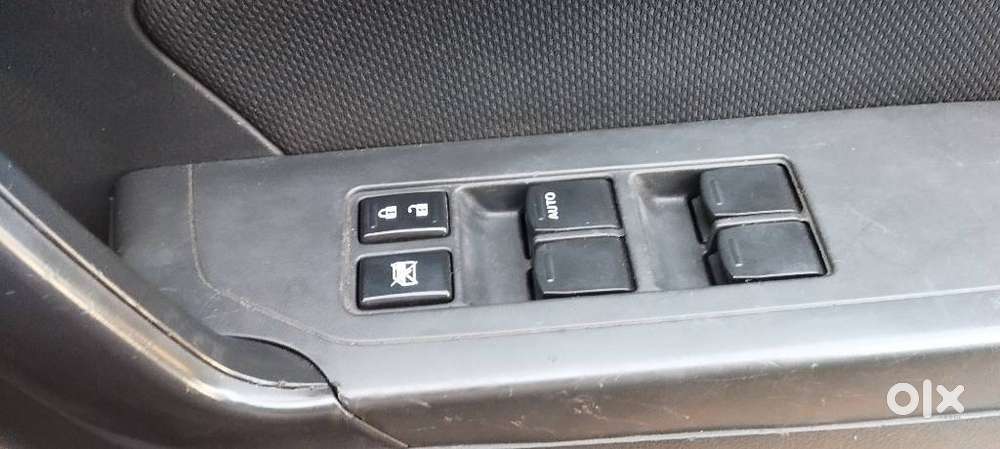 Maruti Suzuki Brezza Vdi, 2018, Diesel