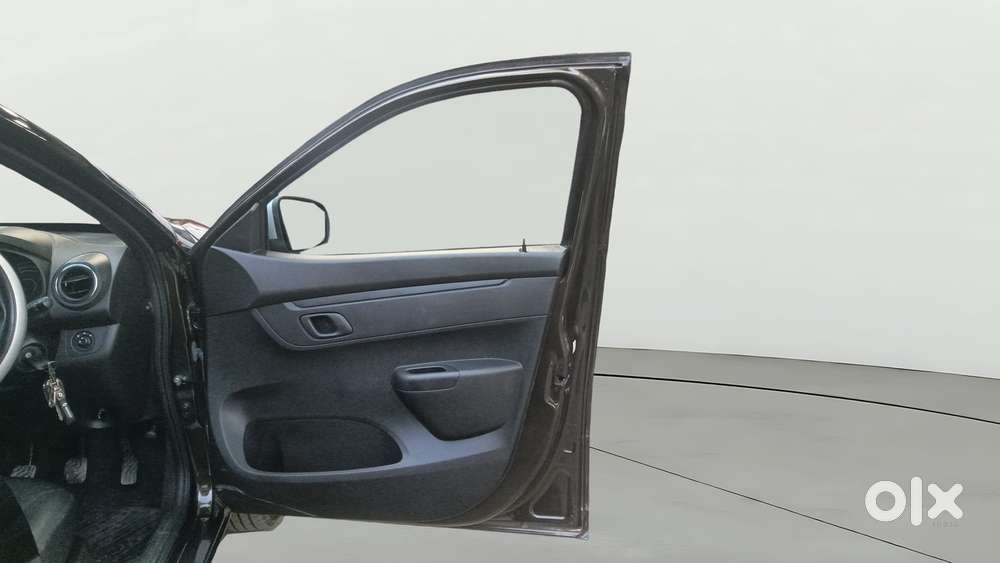 Renault Kwid Rxt 1.0, 2025, Petrol