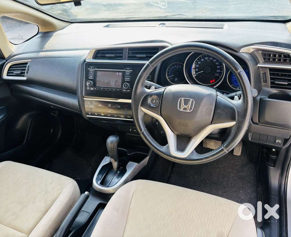 Honda Jazz V Automatic, 2018, Petrol