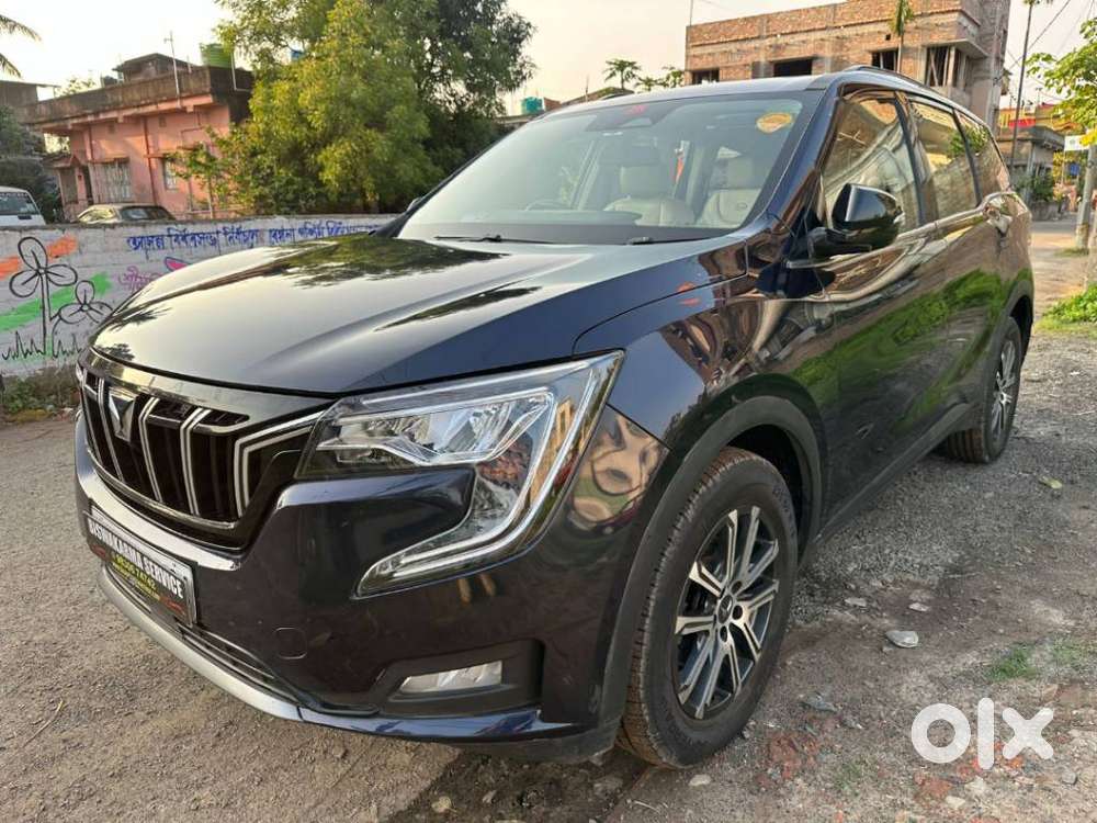 Mahindra Xuv700 2.0 Ax 7 Petrol Mt Str, 2022, Petrol