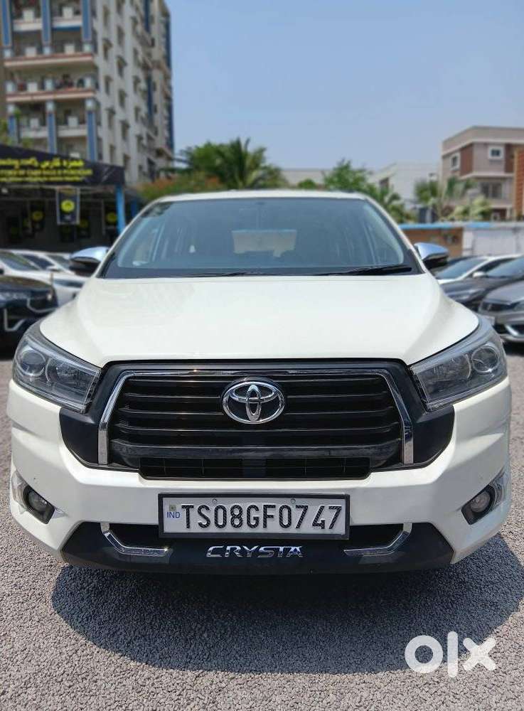 Toyota Innova Crysta 2.8z Automatic, 2018, Diesel