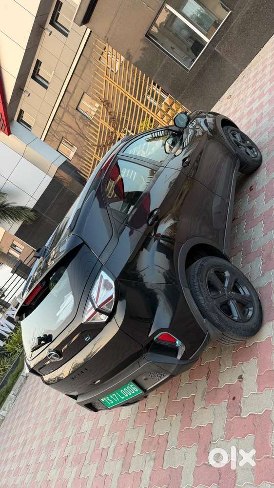 Tata Nexon Ev Xz Plus Lux Dark Edition, 2022, Electric