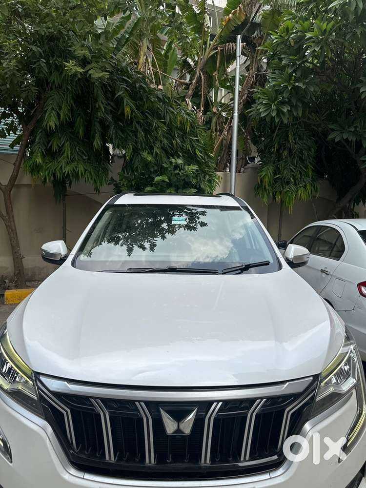 Mahindra Xuv700 Petrol 2022 Automatic