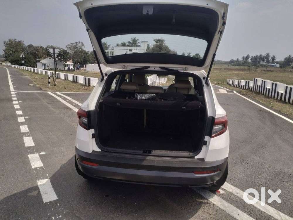 Skoda Karoq 1.5 Style At, 2020, Petrol