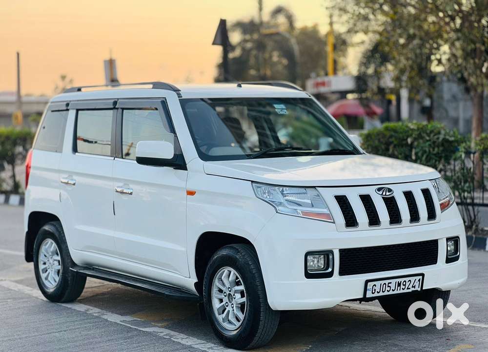 Mahindra Tuv 300