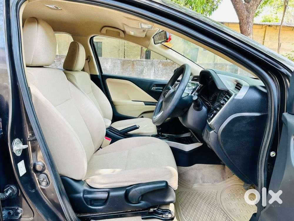 Honda City 1.5 V 4th Gen I-vtec Mt, 2018, Petrol