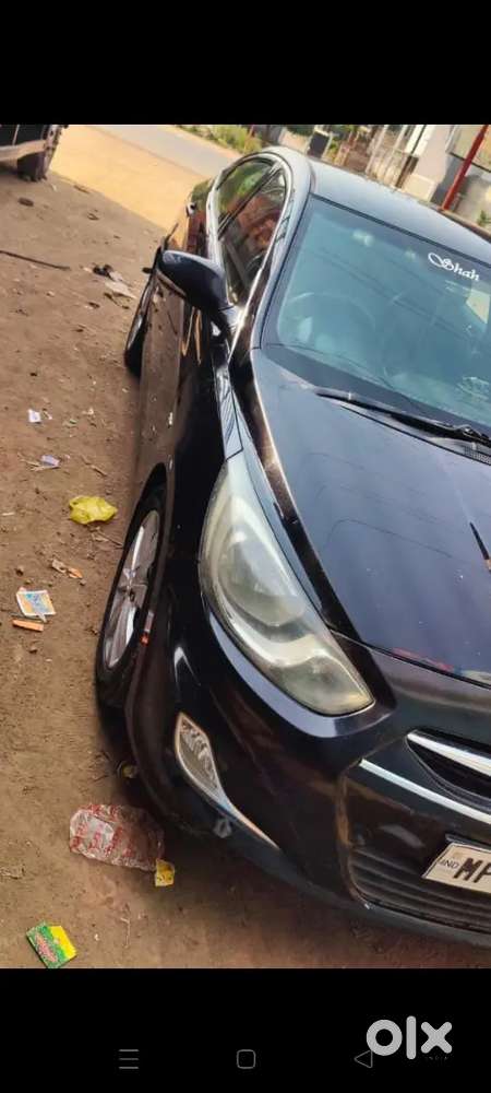 Hyundai Fluidic Verna 2012