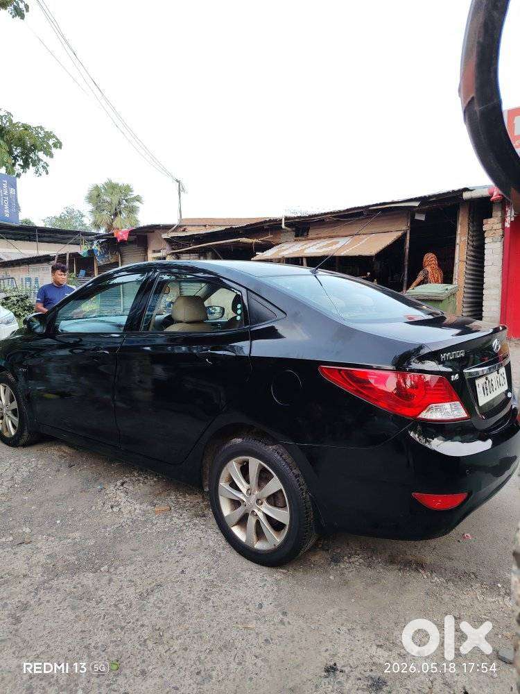 Hyundai Verna Fluidic 1.6 Vtvt Sx, 2012, Petrol