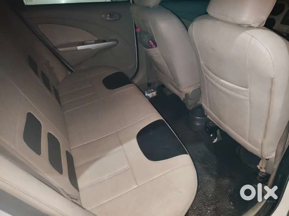 Toyota Etios 1.5 V 2016