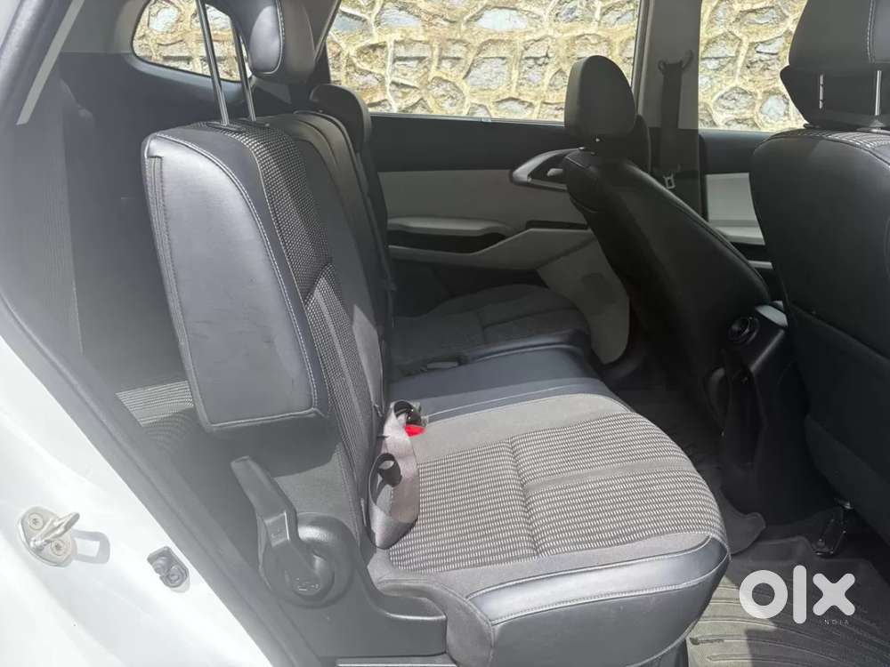 Kia Carens 1.4 Prestige Plus Turbo Dct 7 Str, 2022, Petrol