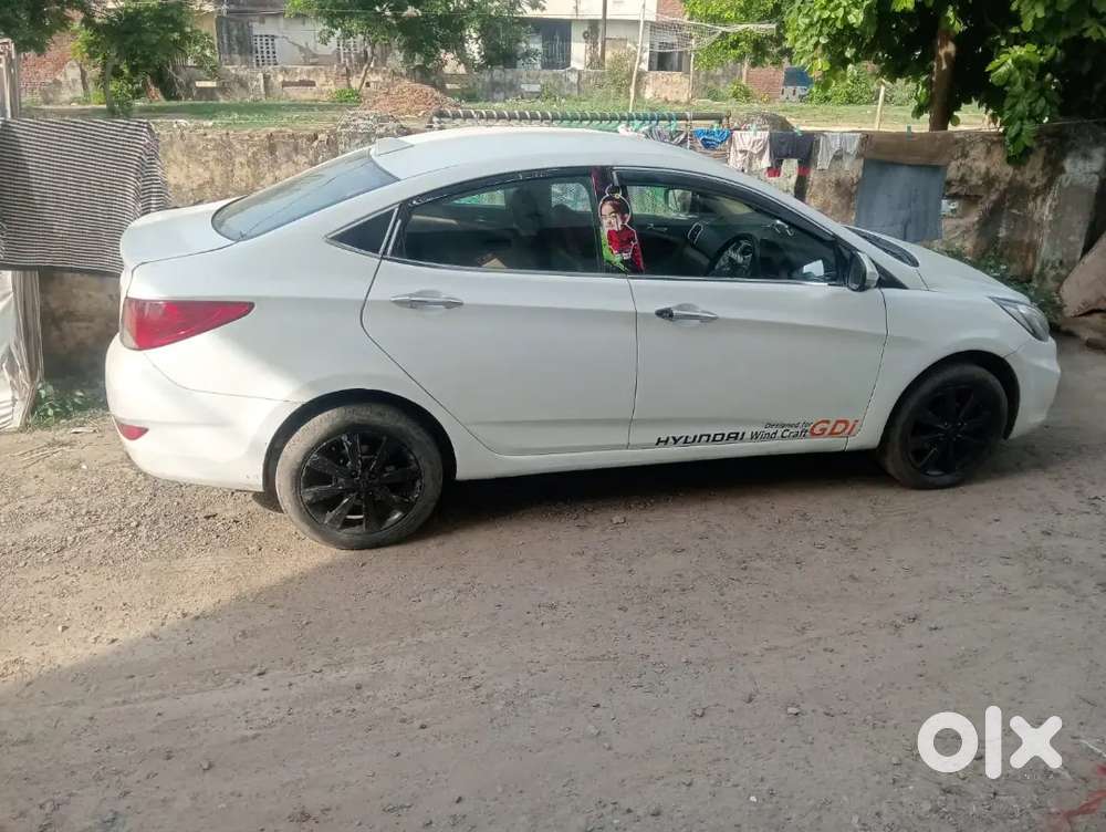 Hyundai Verna 2013 Diesel 125000 Km Driven
