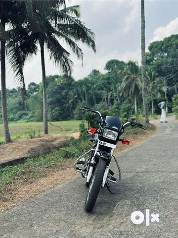 Hero honda store splendor 2000 model