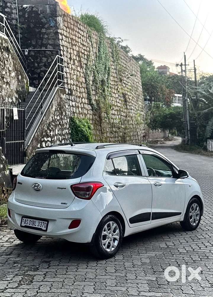 Hyundai Grand I10 Magna O At Petrol, 2014, Petrol