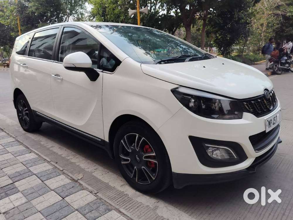Mahindra Marazzo M6, 2021, Diesel