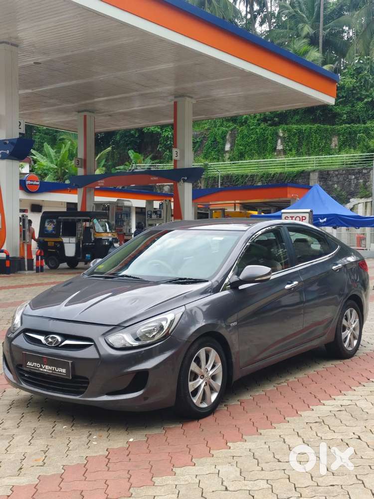 Hyundai Verna Fluidic 1.6 Vtvt Sx, 2011, Diesel