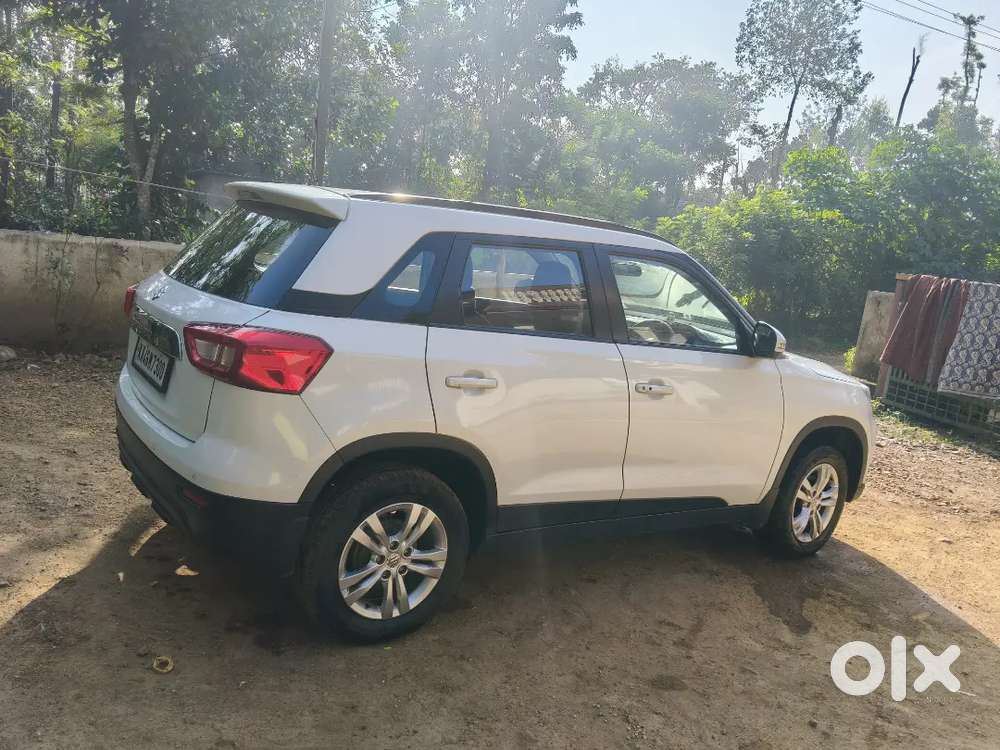 Vitara Brezza Vxi Button Start 80k Running 2nd Owner
