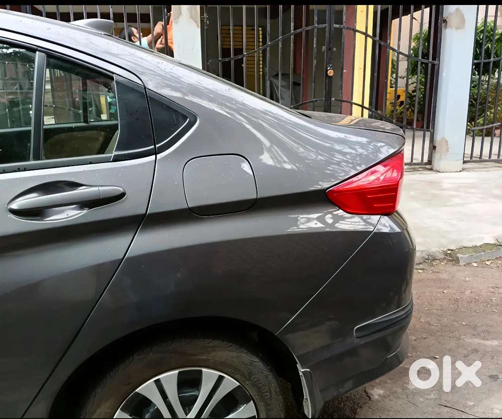 Honda City Sv Mt With Pin To Pin Honda Service Record Maintained.