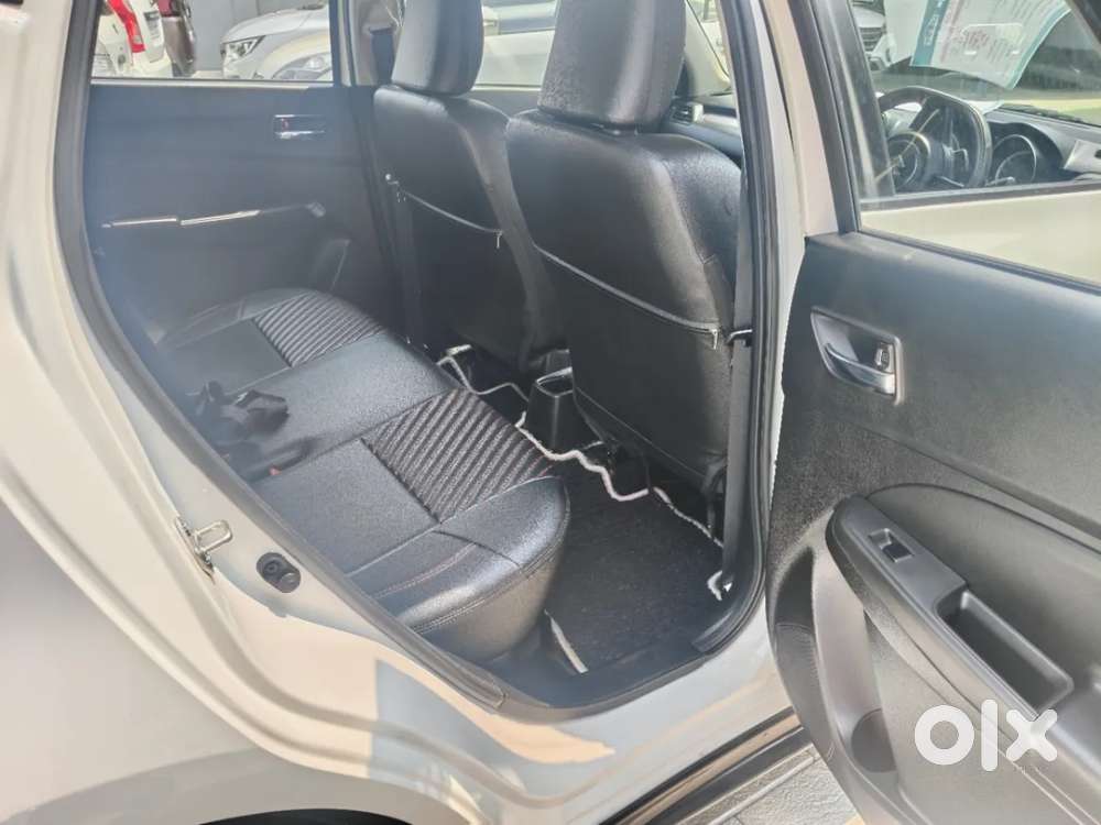 Maruti Suzuki Swift 1.3 Zxi, 2023, Petrol