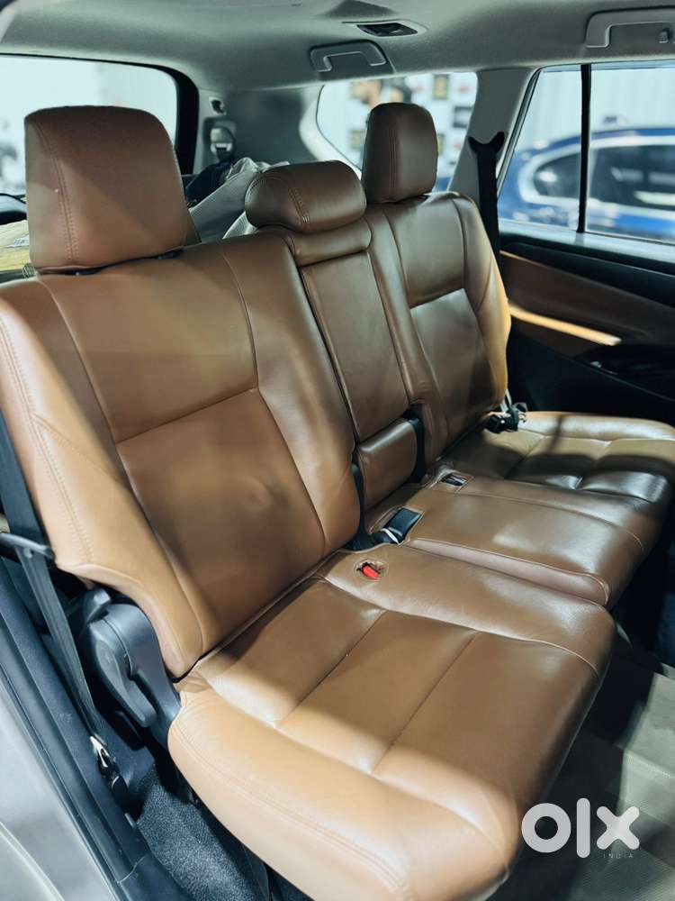 Toyota Innova Crysta 2.8 Z, 2016, Diesel