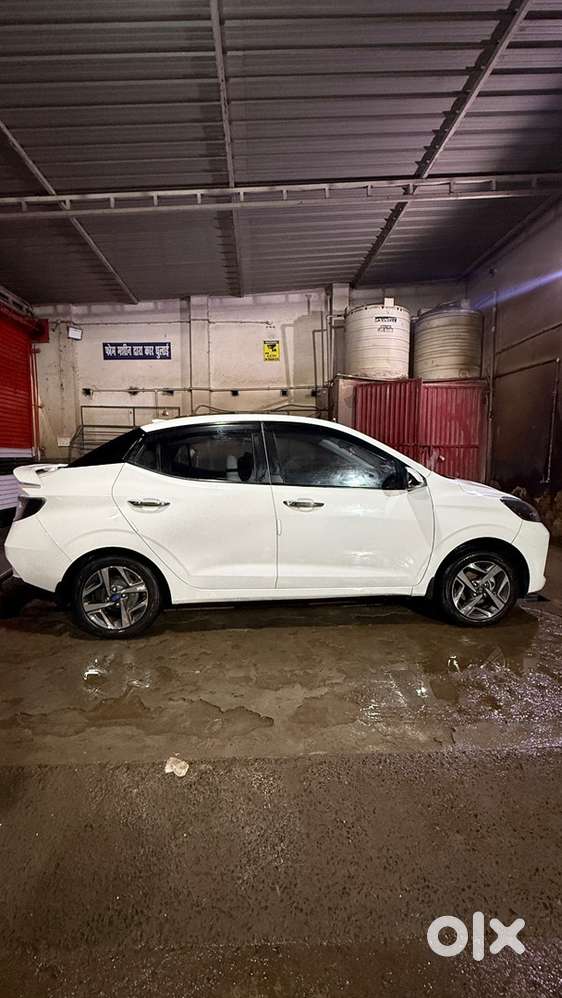 Hyundai Aura Top Model With Fully Loaded Accessories