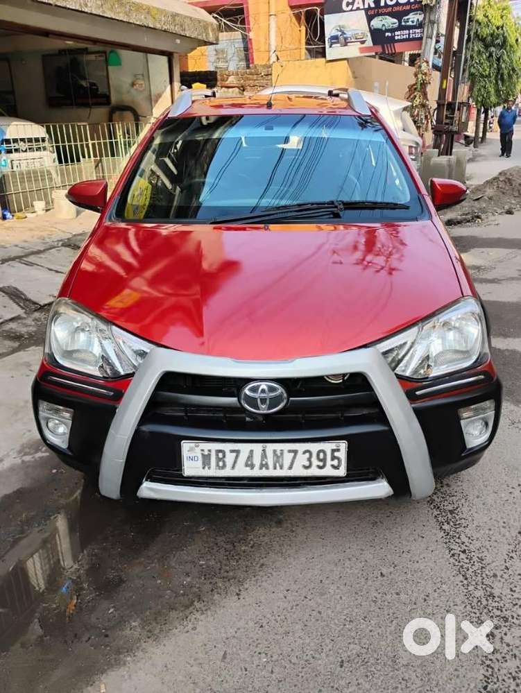 Toyota Etios Cross 1.2l G, 2016, Petrol