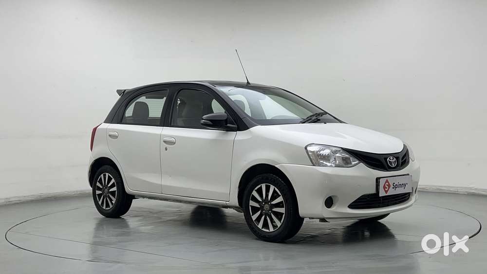 Toyota Etios Liva 2011-2012 V, 2016, Petrol