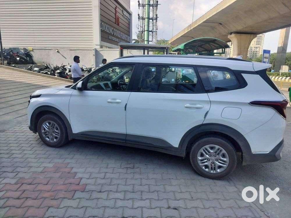 Kia Carens 1.5 Prestige 7 Str, 2023, Petrol