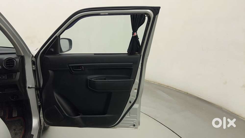 Maruti Suzuki S-presso Vxi Opt, 2024, Petrol