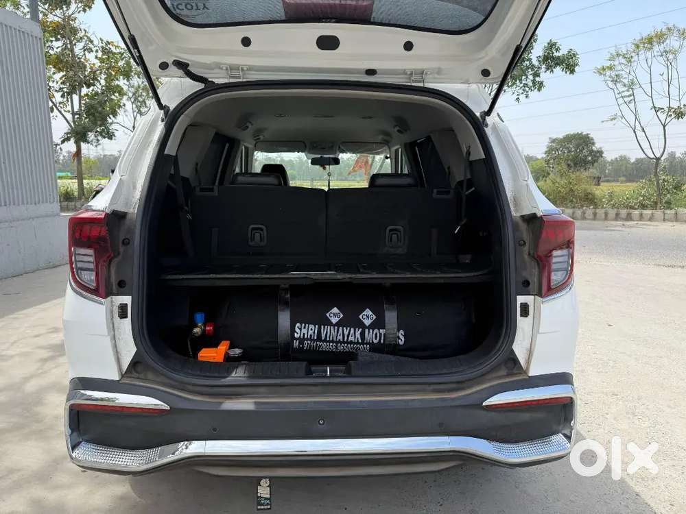 Kia Carens 2023 Cng & Hybrids 42000 Km Driven