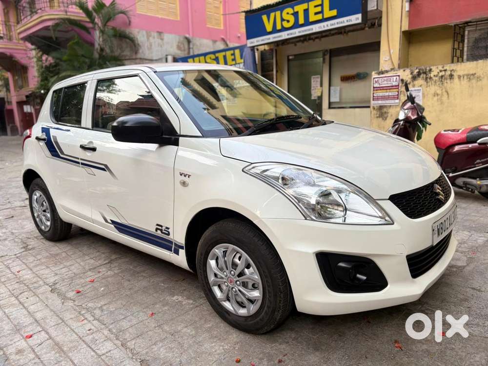 Maruti Suzuki Swift Lxi Option, 2017, Petrol