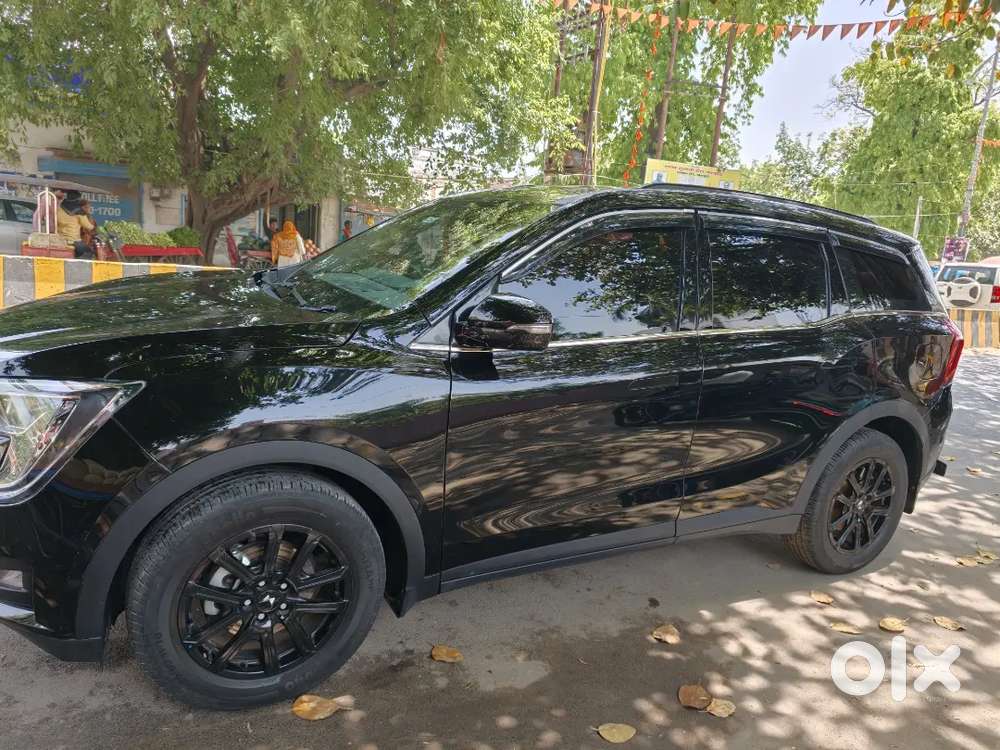 Mahindra Xuv700 Diesel 2025