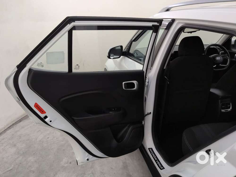 Hyundai Venue Sx Plus Turbo Dct, 2022, Petrol