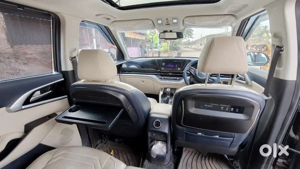 Kia Carens 2023 Diesel Well Maintained (urgent Sale)