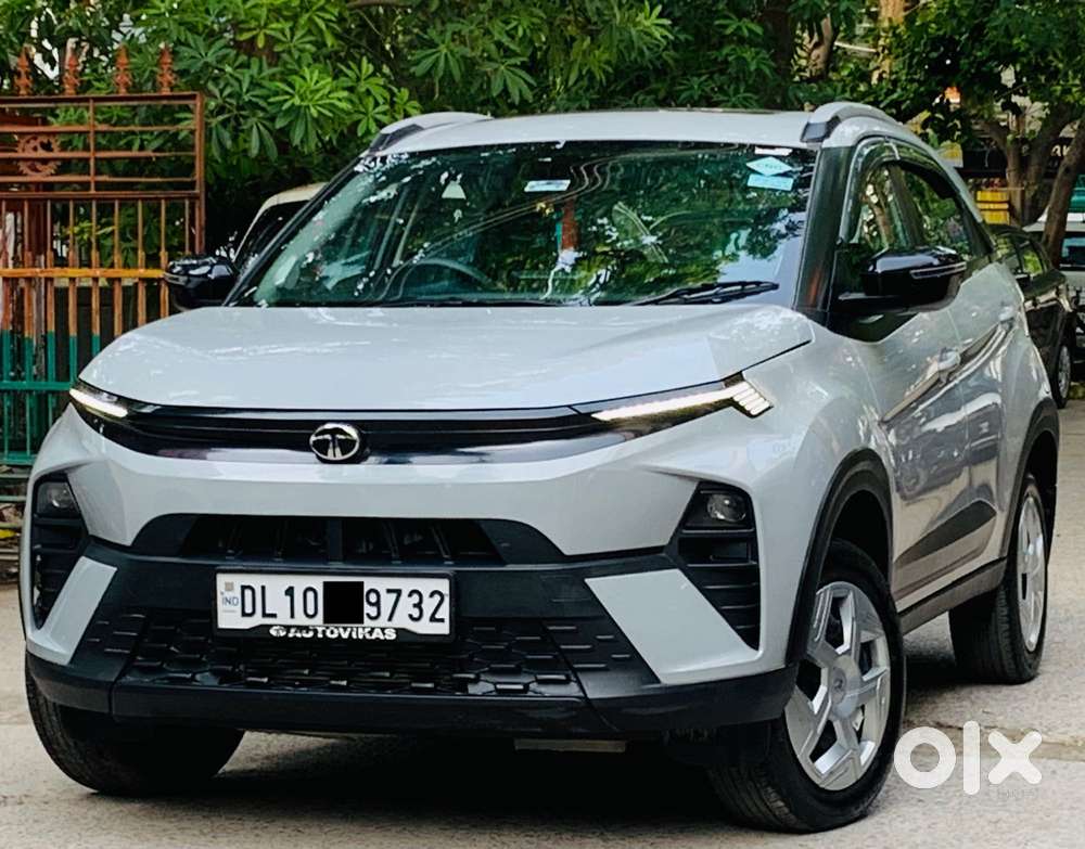 Tata Nexon Pure 1.2 S Revotron Petrol 6 Mt, 2025, Cng & Hybrids