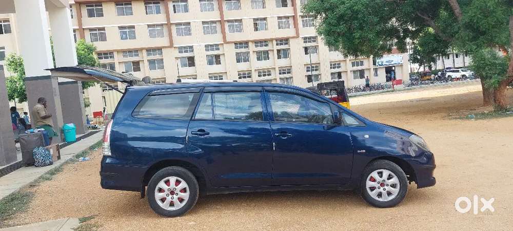 Toyota Innova 2.5 E 2005