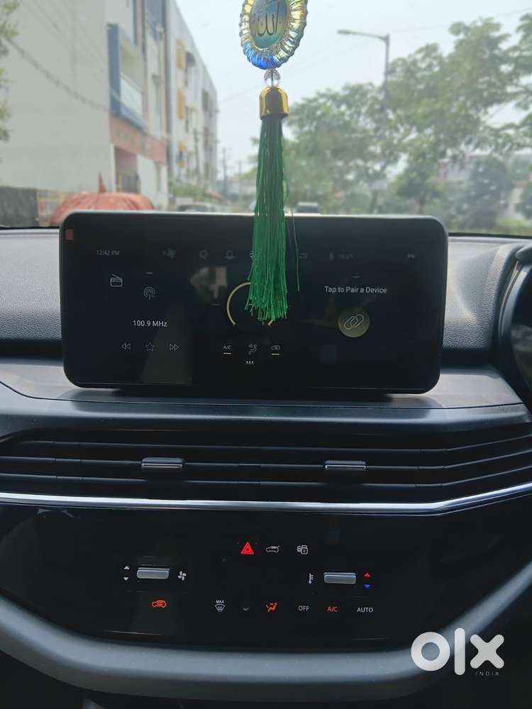 Tata Safari Pure (o), 2024, Diesel