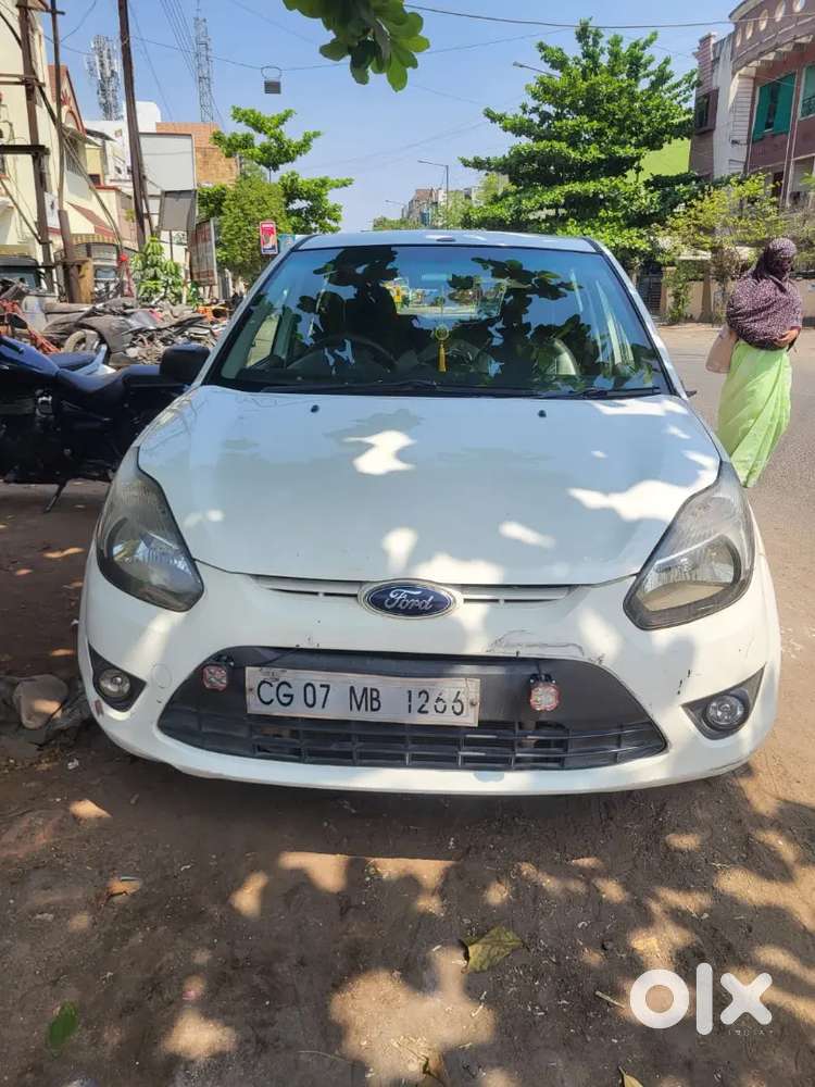 Ford Figo 2012 Petrol 94000 Km Driven