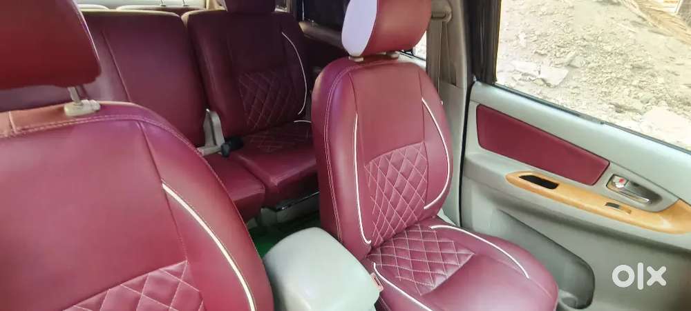 8 Sitter Inova For Sale Urgently