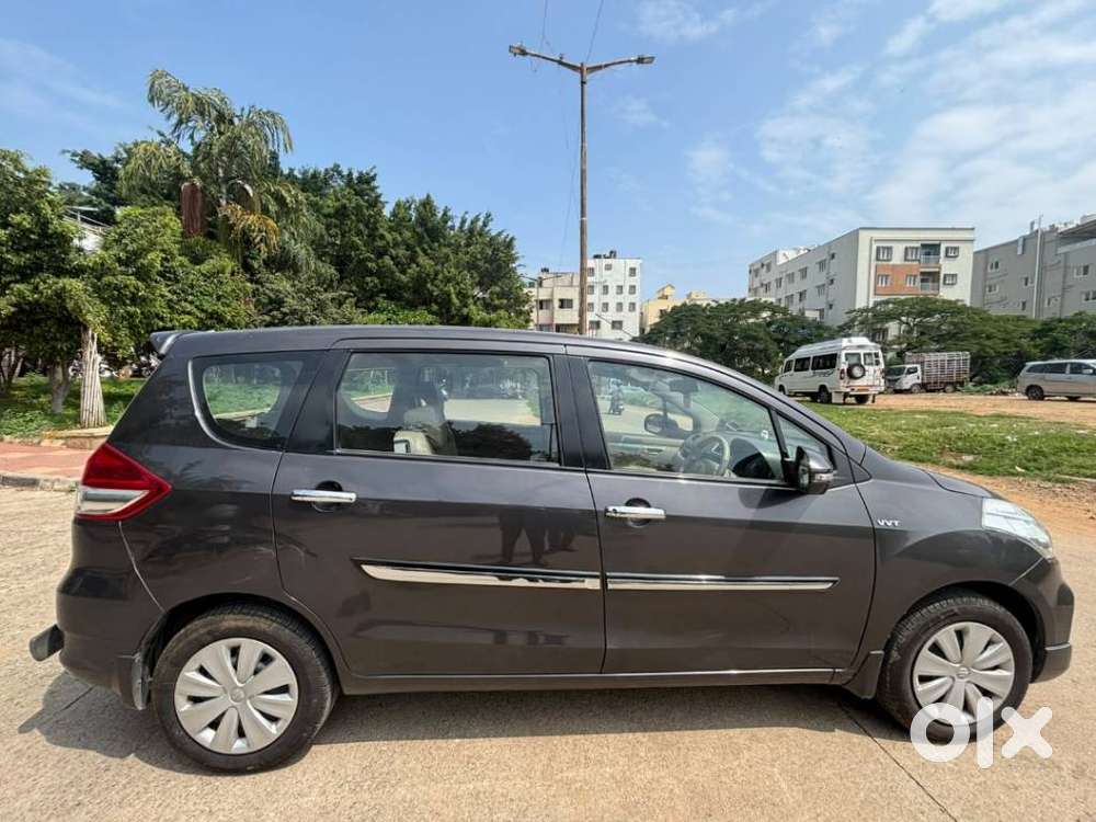 Maruti Suzuki Ertiga Vxi At, 2017, Petrol