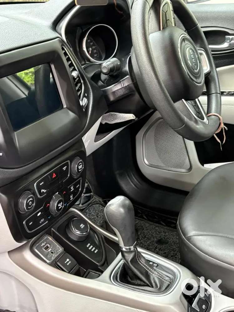 Doctor Driven Immaculate Under Warranty 41500 Kms  Company Record