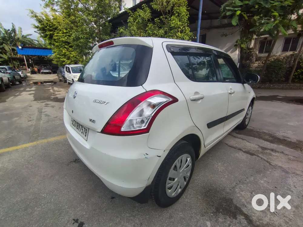 Maruti Suzuki Swift 2015 Petrol 60123 Km Driven