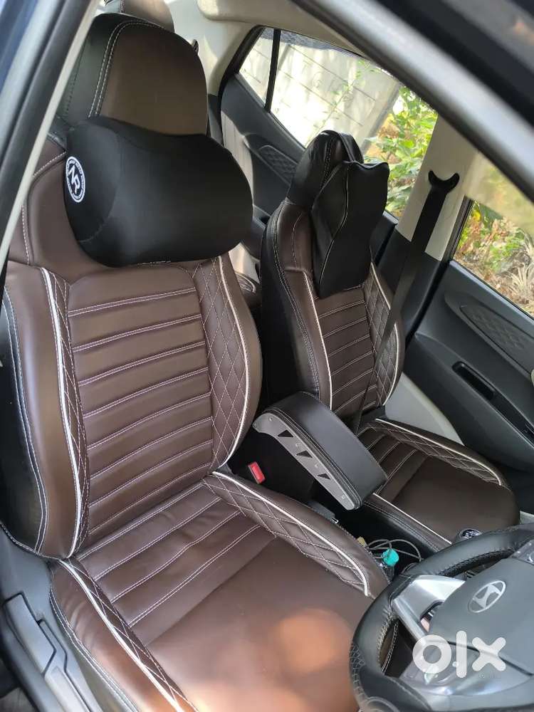 Hyundai Aura 2023 Cng & Hybrids Well Maintained