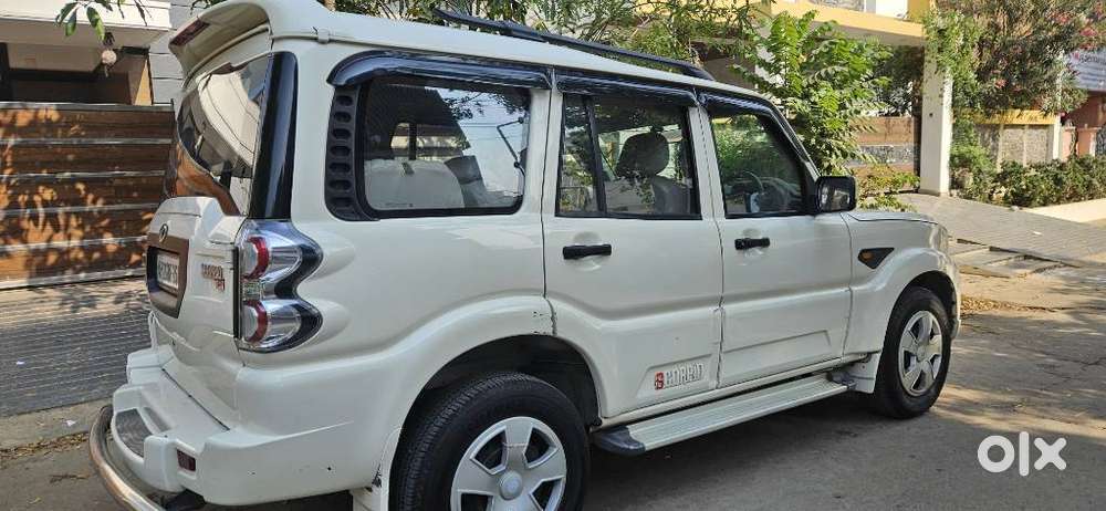 Mahindra Scorpio S4 Plus, 2016, Diesel