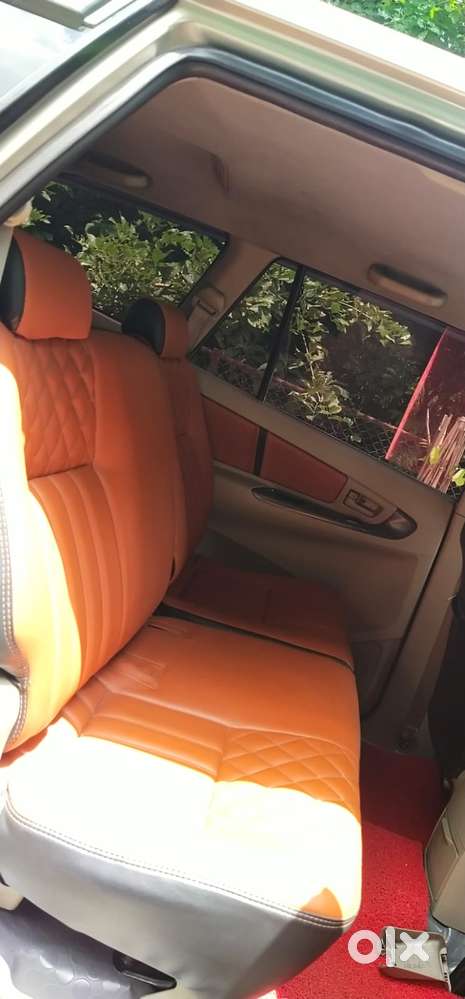 Toyota Innova 2.5 G (diesel) 8 Seater, 2011, Diesel