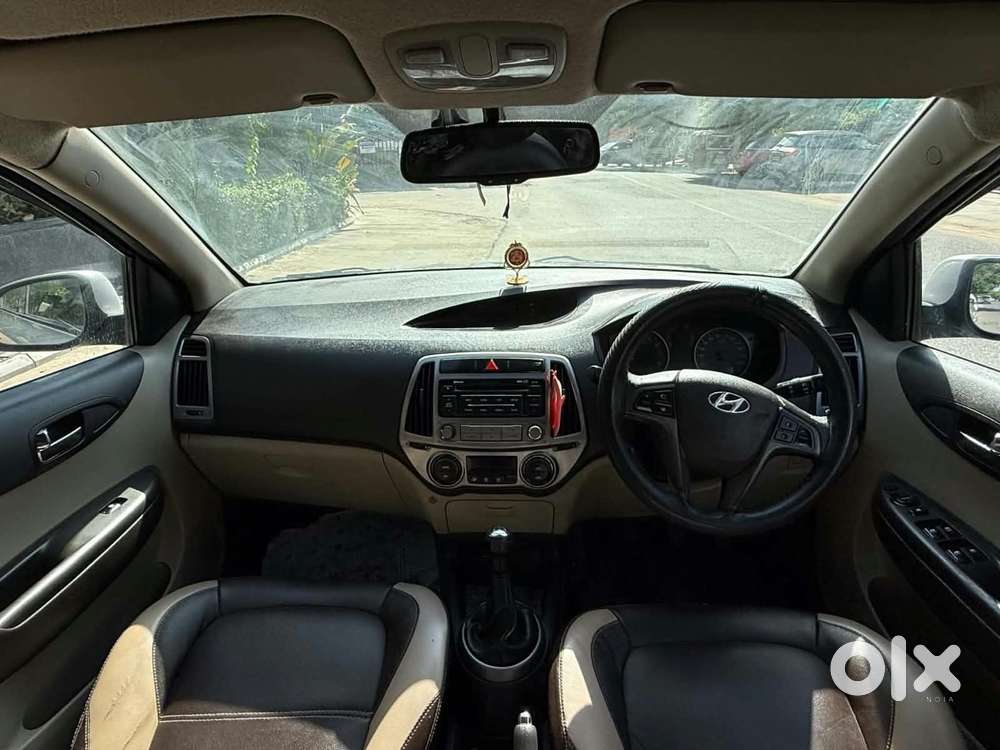 Hyundai I20 Sportz 1.2 Bs-iv, 2013, Petrol