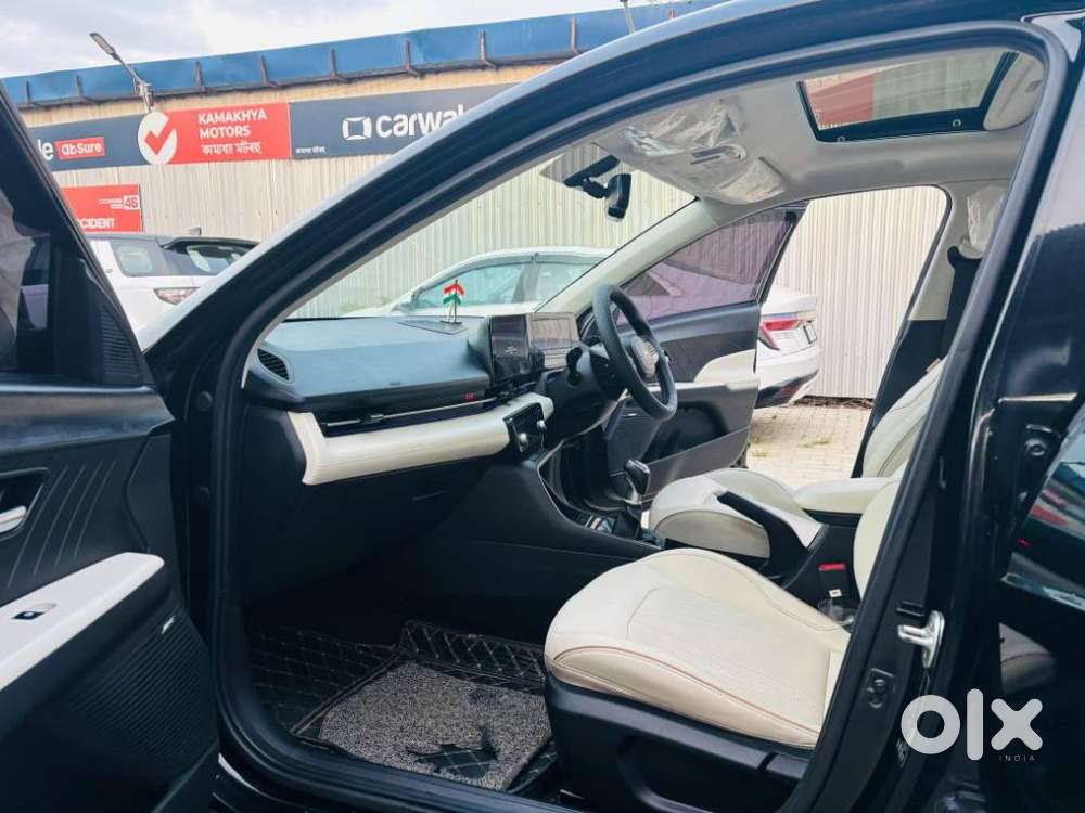 Hyundai Verna 1.5 Sx (o) Vtvt, 2023, Petrol