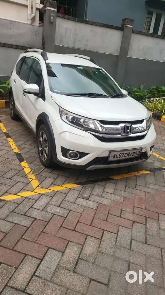 Single Owner Full Company Service Push Button Start