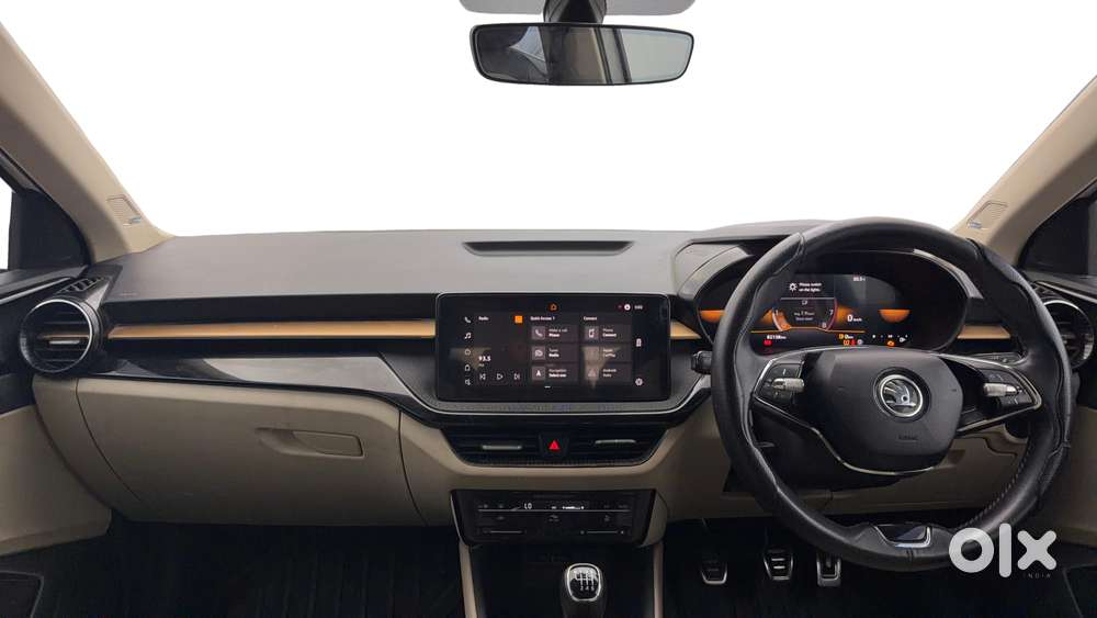 Skoda Slavia Style 1.0l Tsi Mt, 2024, Petrol