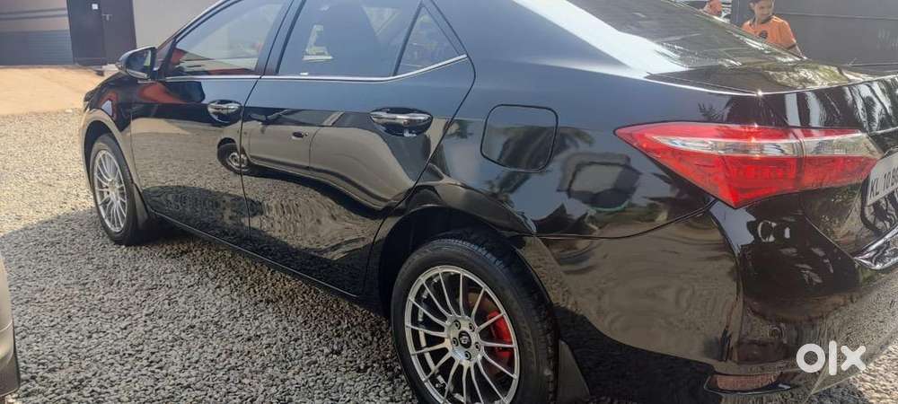 Toyota Corolla Altis 2015 Diesel Well Maintained